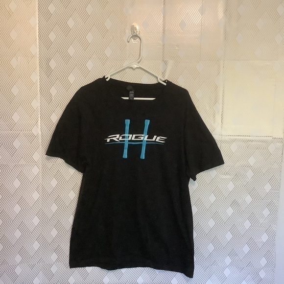 Rogue Men’s Black Short‎ Sleeve Shirt Size Large - Picture 1 of 3